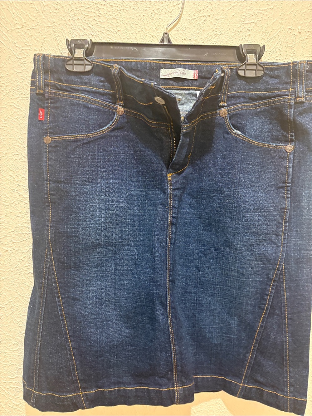 Levi's Dark Blue Denim Skirt with Gold Stitching